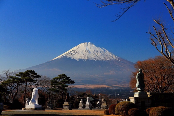 富士山在日本哪个城市？富士山旅游景点有哪些？